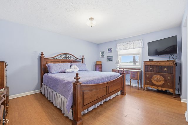 124 E Michelle Lane, Pendleton, IN 46064