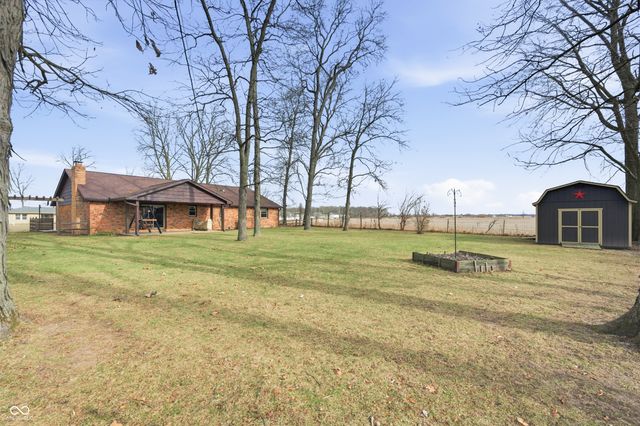 124 E Michelle Lane, Pendleton, IN 46064