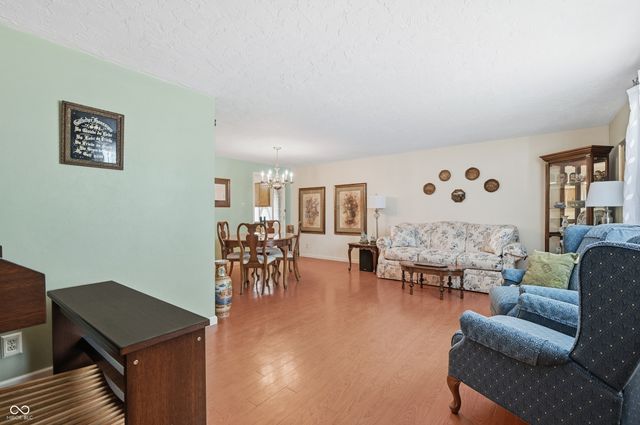 124 E Michelle Lane, Pendleton, IN 46064