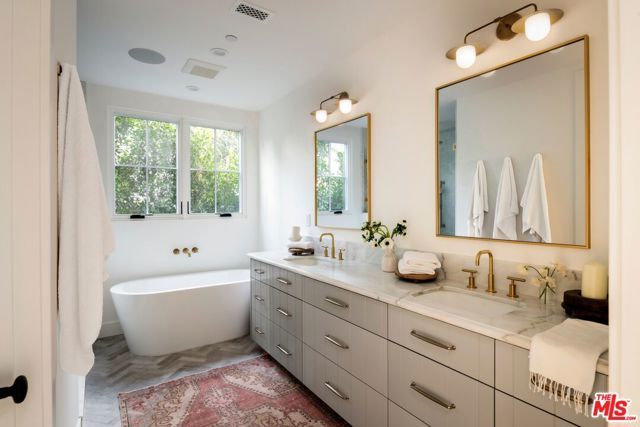 3770 May Street, Los Angeles, CA 90066