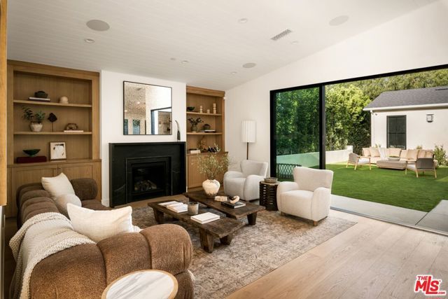 3770 May Street, Los Angeles, CA 90066