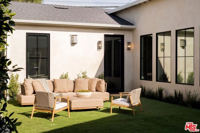 3770 May Street, Los Angeles, CA 90066