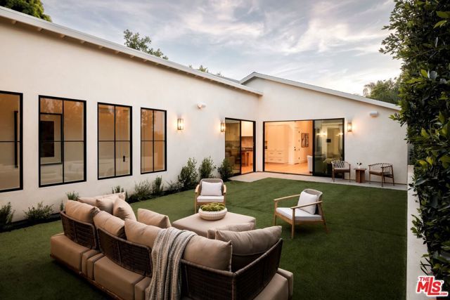 3770 May Street, Los Angeles, CA 90066