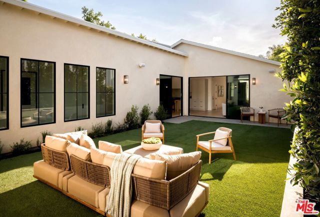 3770 May Street, Los Angeles, CA 90066