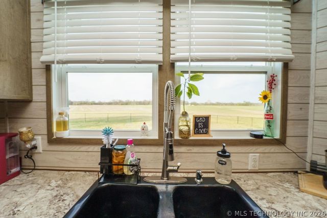 29365 E 181st Street S, Haskell, OK 74436