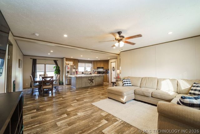 29365 E 181st Street S, Haskell, OK 74436