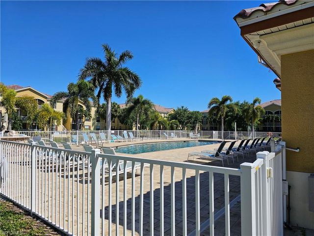 4135 residence DR 620, Fort Myers, FL 33901