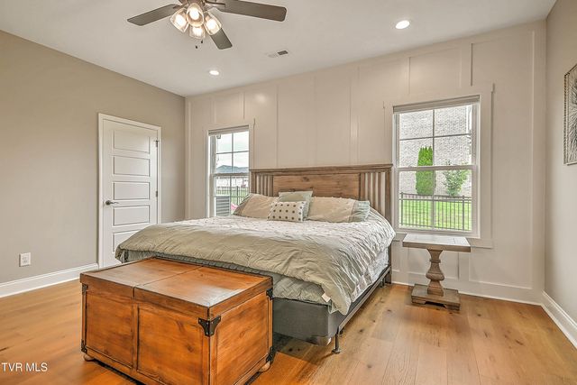 4091 Maize Place, Piney Flats, TN 37686