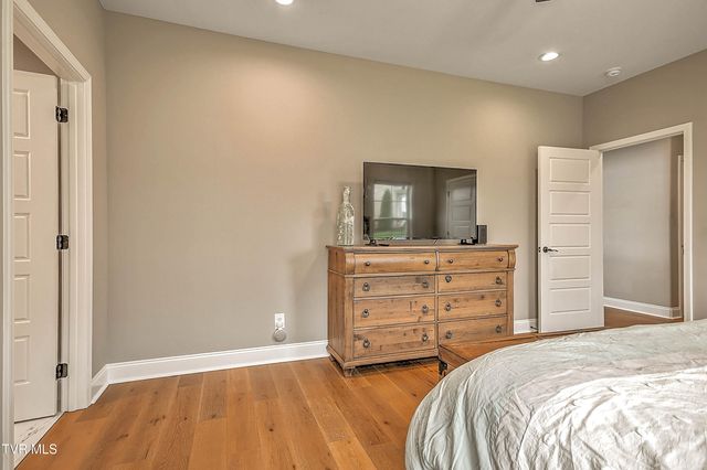 4091 Maize Place, Piney Flats, TN 37686