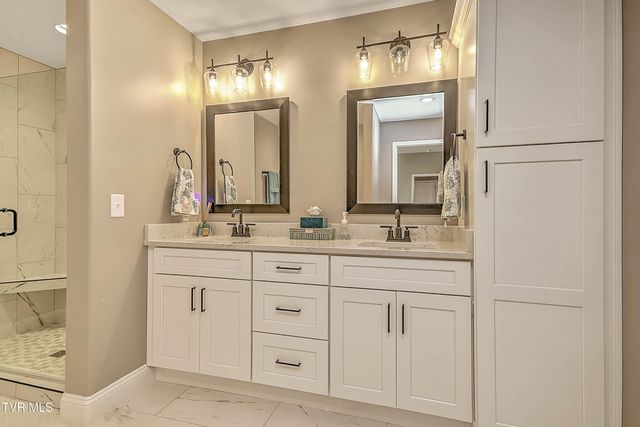 4091 Maize Place, Piney Flats, TN 37686