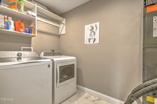 4091 Maize Place, Piney Flats, TN 37686