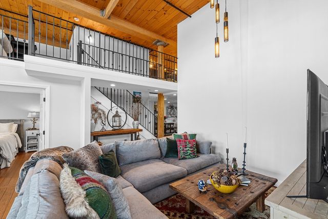 1 Tupperware Dr 221, North Smithfield, RI 02896