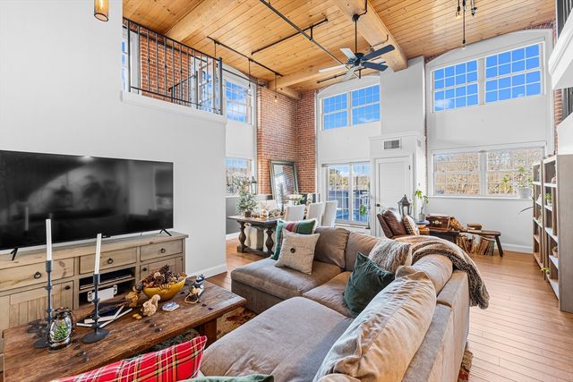 1 Tupperware Dr 221, North Smithfield, RI 02896