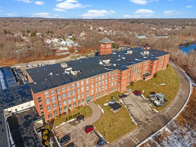 1 Tupperware Dr 221, North Smithfield, RI 02896