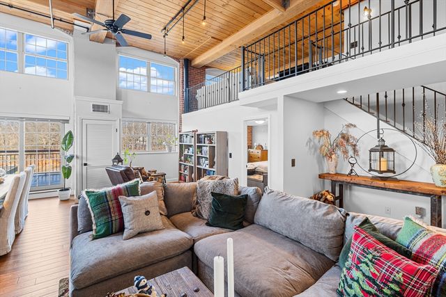 1 Tupperware Dr 221, North Smithfield, RI 02896