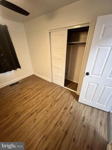 727 AUBURN RD, Fairless Hills, PA 19030
