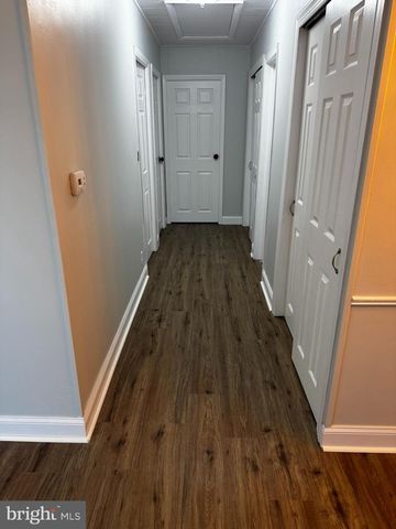 727 AUBURN RD, Fairless Hills, PA 19030