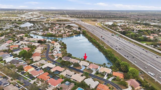 5250 King Arthur Ave, Davie, FL 33331