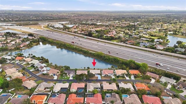 5250 King Arthur Ave, Davie, FL 33331