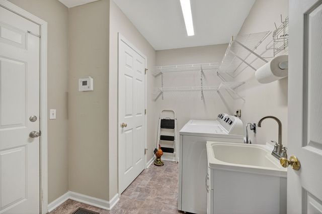 2818 Oak Haven Pl, Cookeville, TN 38506