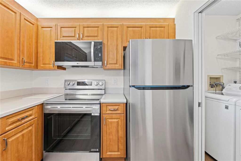 2835 74TH STREET W, BRADENTON, FL 34209 — photo 4