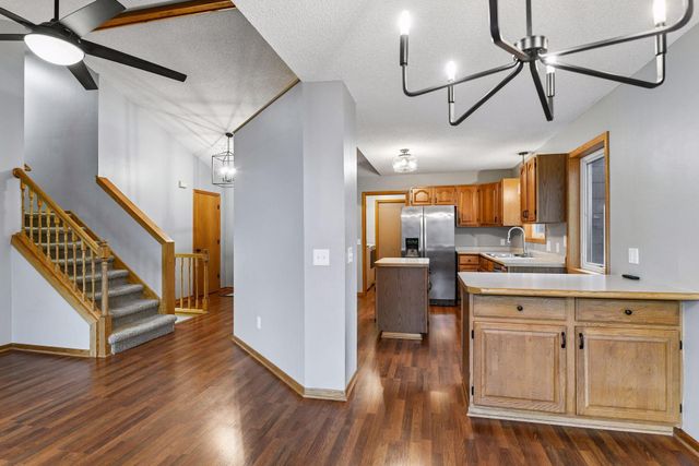 667 Liberty Heights Drive, Chaska, MN 55318