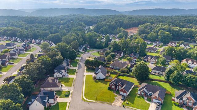 8316 Stillwater Circle, Ooltewah, TN 37363