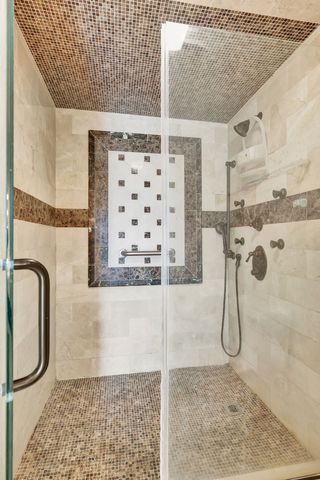 3901 West End Ave Apt 704, Nashville, TN 37205