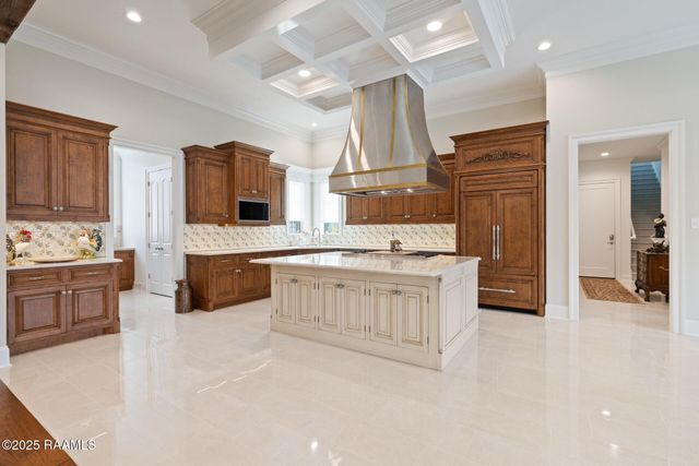 402 Rutherford Court, Lafayette, LA 70503