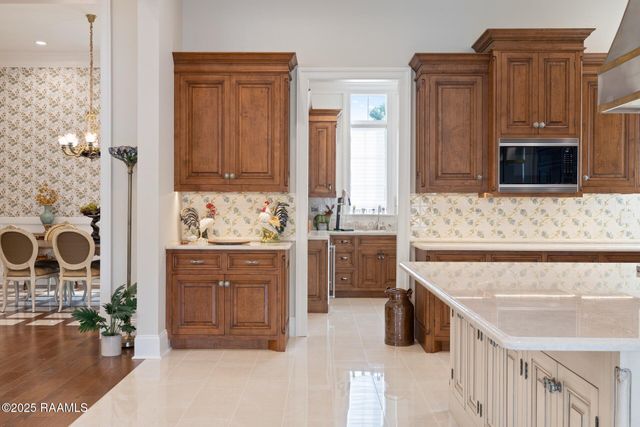 402 Rutherford Court, Lafayette, LA 70503