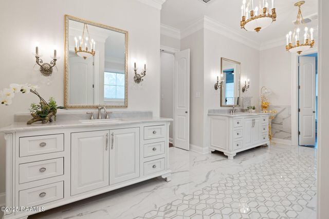 402 Rutherford Court, Lafayette, LA 70503