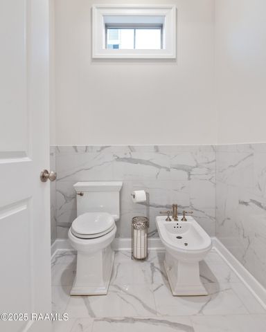 402 Rutherford Court, Lafayette, LA 70503