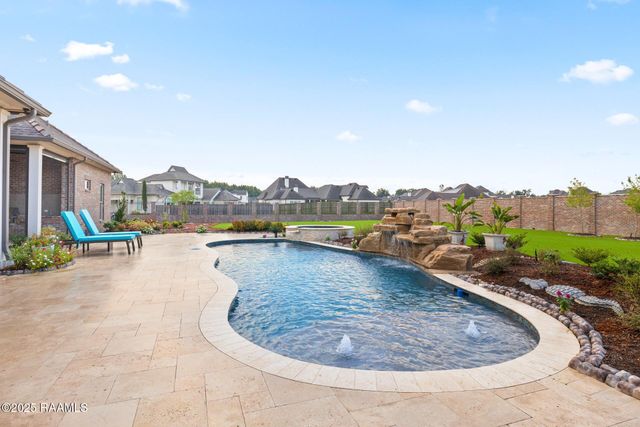 402 Rutherford Court, Lafayette, LA 70503