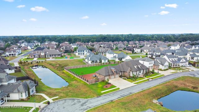 402 Rutherford Court, Lafayette, LA 70503