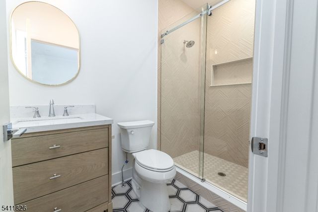 22 Floral St, Chatham Twp., NJ 07928