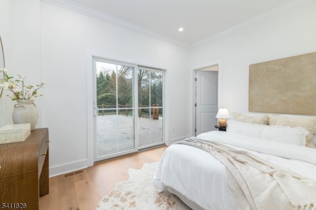 22 Floral St, Chatham Twp., NJ 07928