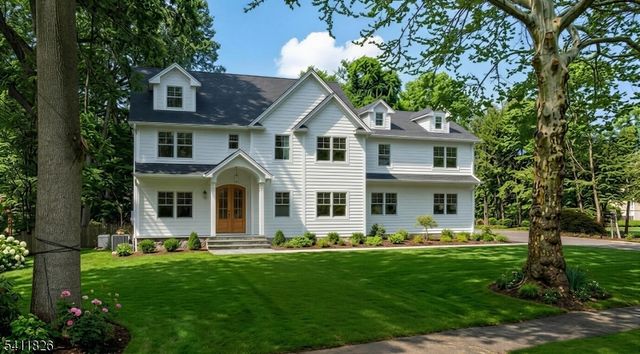 22 Floral St, Chatham Twp., NJ 07928