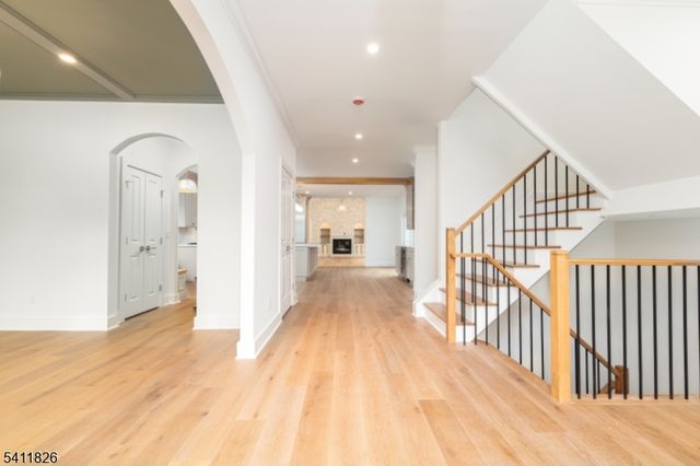 22 Floral St, Chatham Twp., NJ 07928