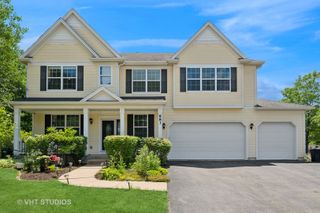 883 W Courtland Street, Mundelein, IL 60060