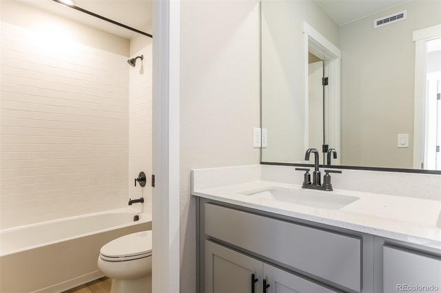 17861 E 94th Avenue, Commerce City, CO 80022