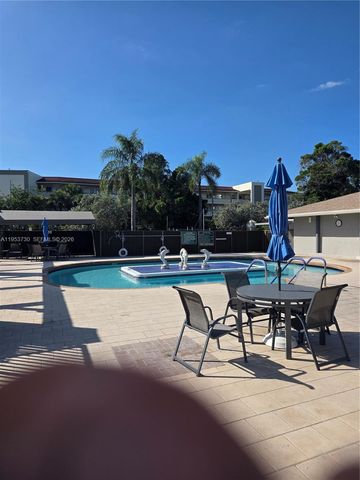 2612 Nassau Bend E2, Coconut Creek, FL 33066