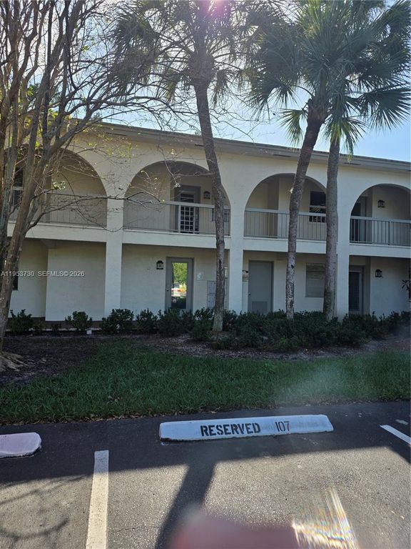2612 Nassau Bend E2, Coconut Creek, FL 33066