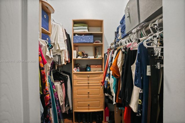 16941 Royal Poinciana Dr, Weston, FL 33326