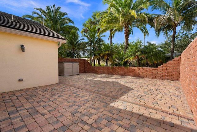 11497 SW Glengarry Court, Port St Lucie, FL 34987