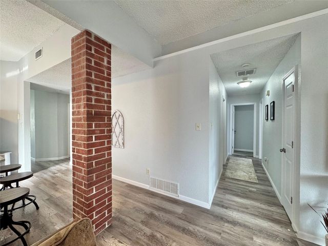 10264 Sunset View Drive, Fort Worth, TX 76108