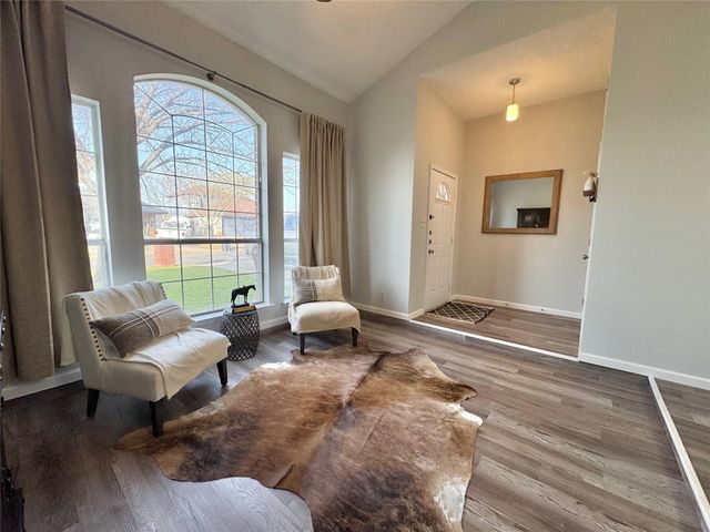 10264 Sunset View Drive, Fort Worth, TX 76108