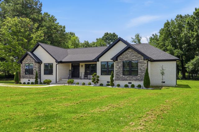 309 Pickle Rd, Shelbyville, TN 37160