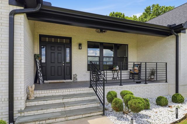 309 Pickle Rd, Shelbyville, TN 37160