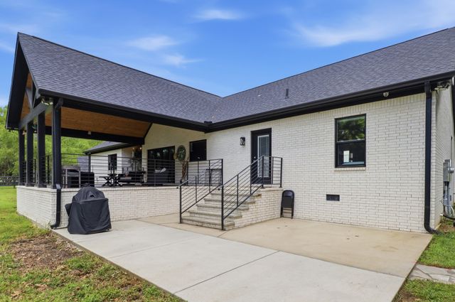 309 Pickle Rd, Shelbyville, TN 37160
