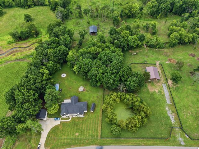 309 Pickle Rd, Shelbyville, TN 37160